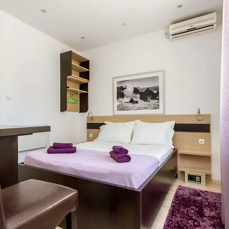 Bed & Breakfast Aspalathos 3*