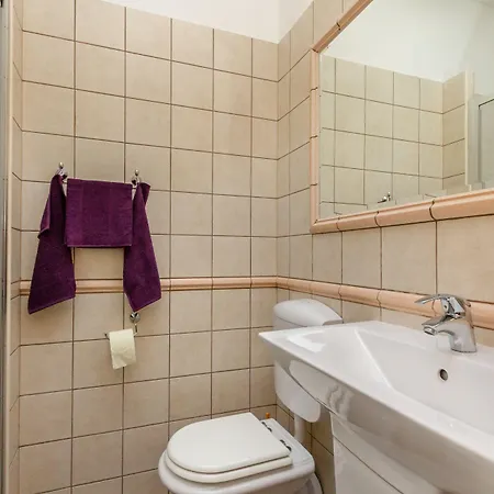 Aspalathos Bed & Breakfast 3*