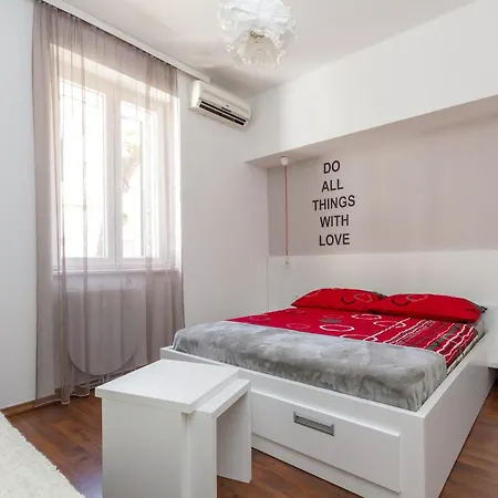 Aspalathos 스플리트