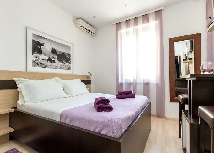 住宿加早餐酒店 阿斯帕拉陶斯公寓酒店 斯普利特