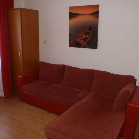 Aspalathos Bed & Breakfast