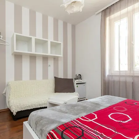 Bed & Breakfast Aspalathos 3*