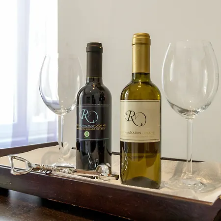 Bed & Breakfast Aspalathos 3*
