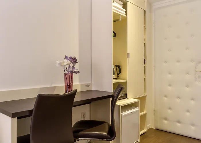 Bed & Breakfast Aspalathos 3*