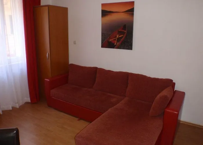 Aspalathos Bed & Breakfast