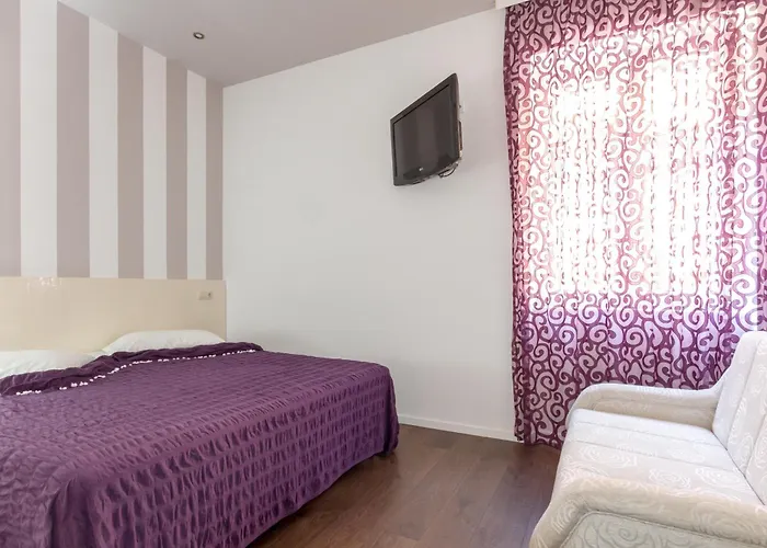 Bed & Breakfast Aspalathos 3*